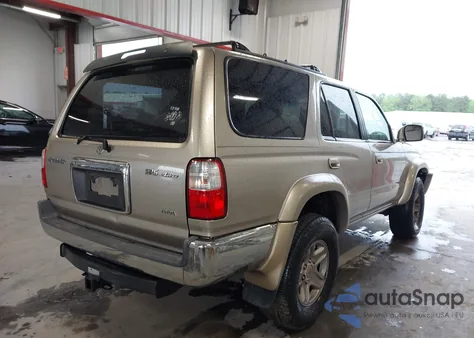 2002 Toyota 4Runner Sr5 V6 z USA, uszkodzony, nr VIN JT3HN86R429076882